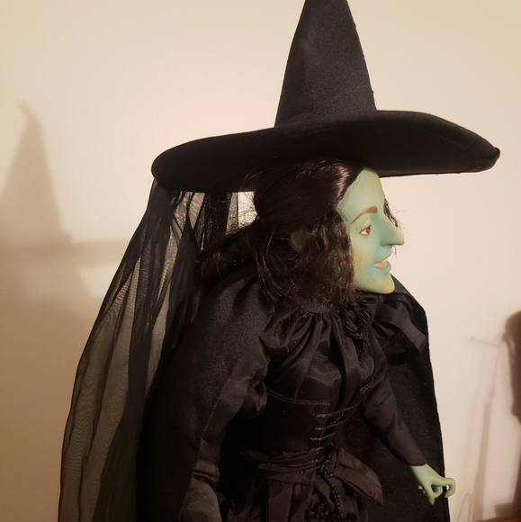 Franklin Mint Wicked Witch of the West  Porcelain Doll - Picture 3 of 12